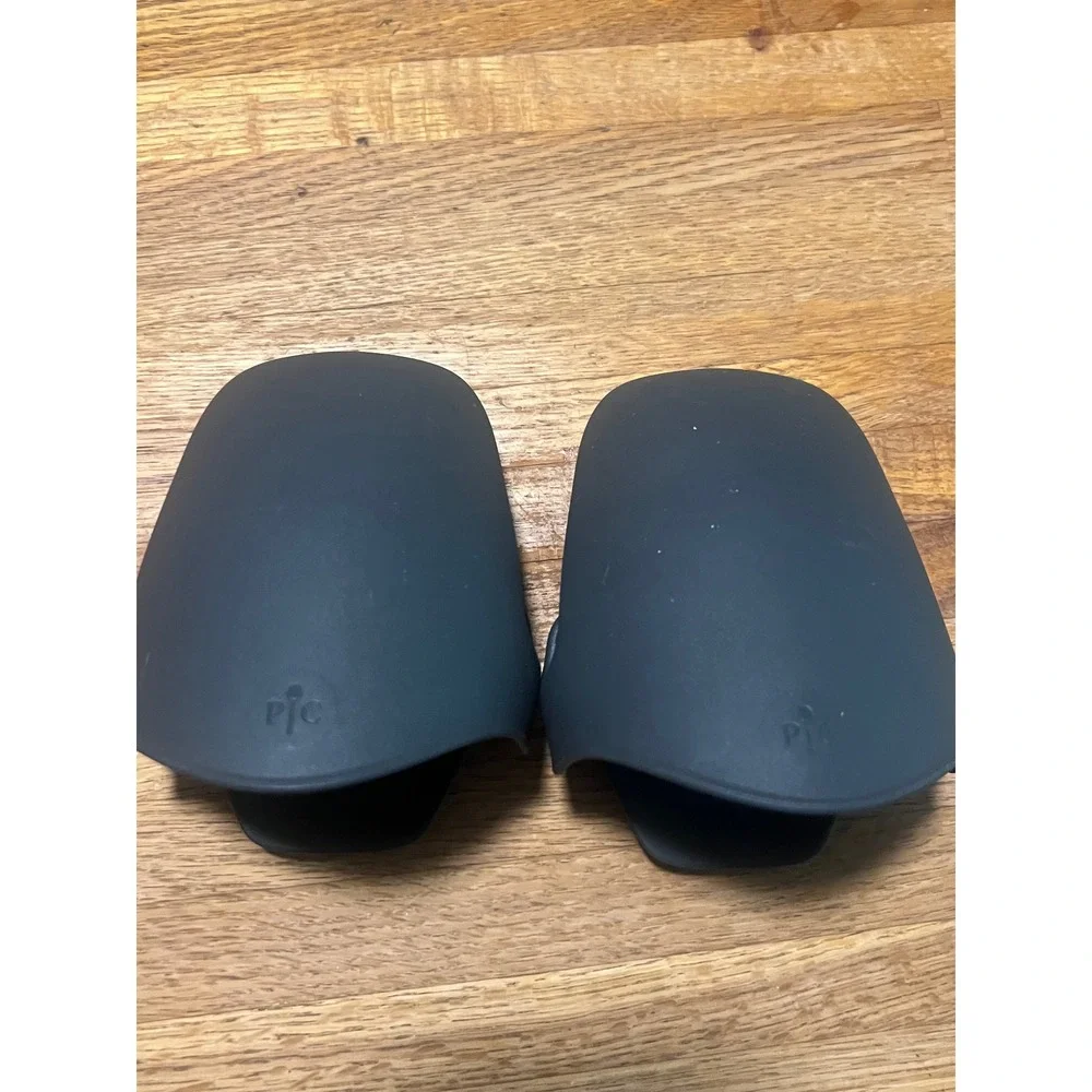 Pampered Chef Silicone Mini Oven Mitts Set of 2 Charcoal Gray Pinch Grips 1842